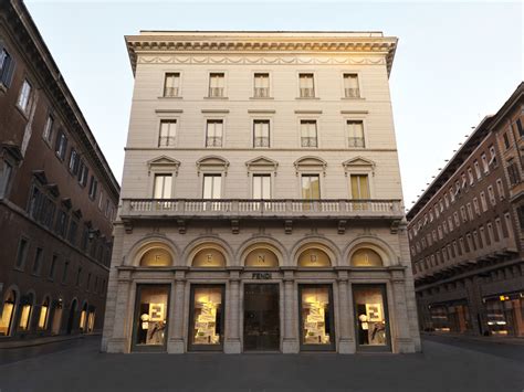 fendi via flaminia 586 roma|roma palazzo fendi.